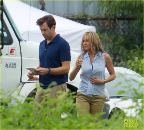 jennifer anniston leaked|Jennifer Aniston Flashes Nipples in Were the Millers BTS Pic